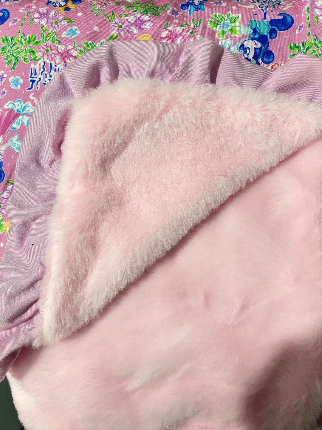 Pre-Order: Exclusive Princess Print Plush Blanket w/ Ruffles (50x60)